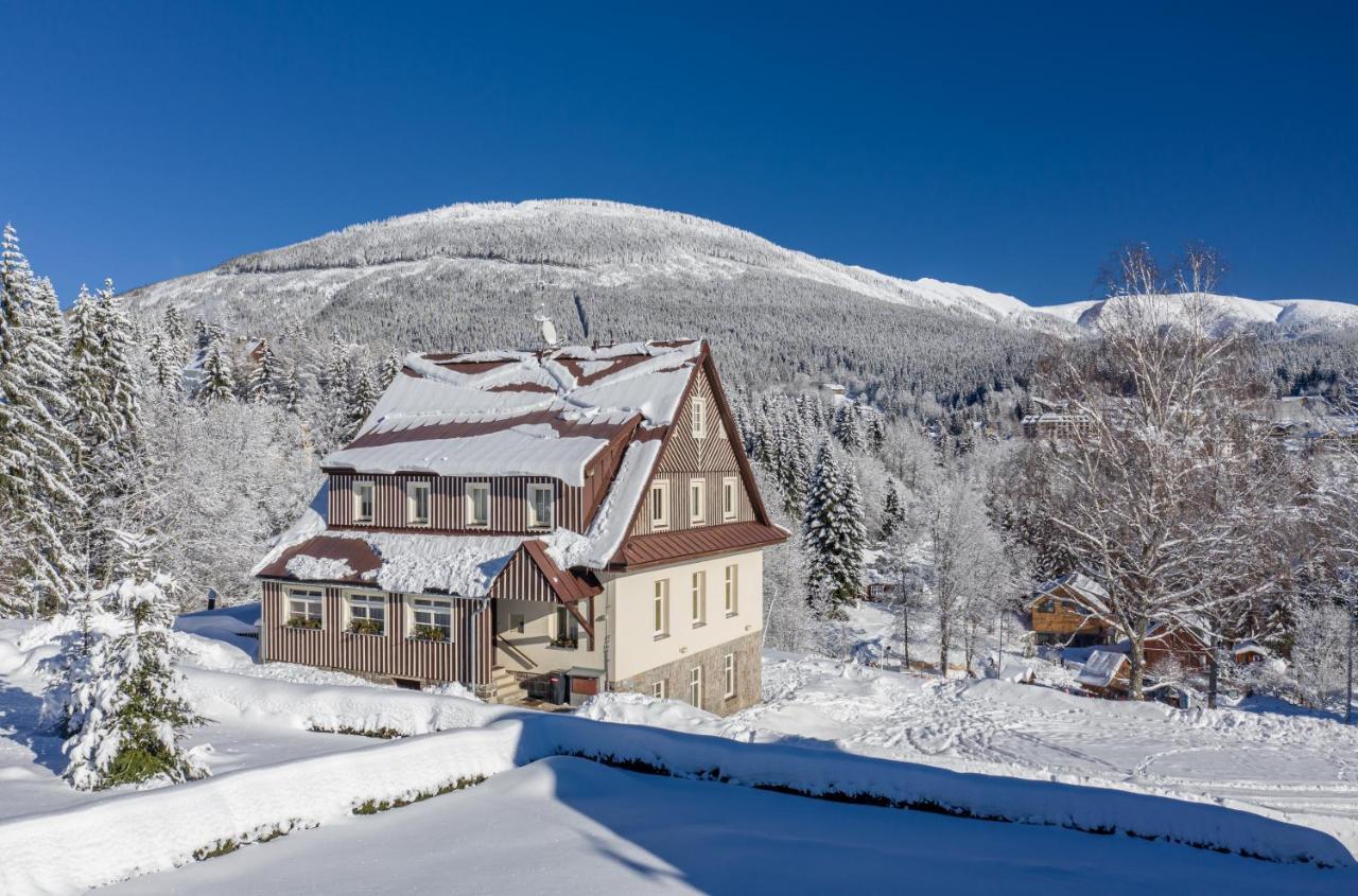 Hotel Minerva Špindlerŭv Mlýn Exterior foto